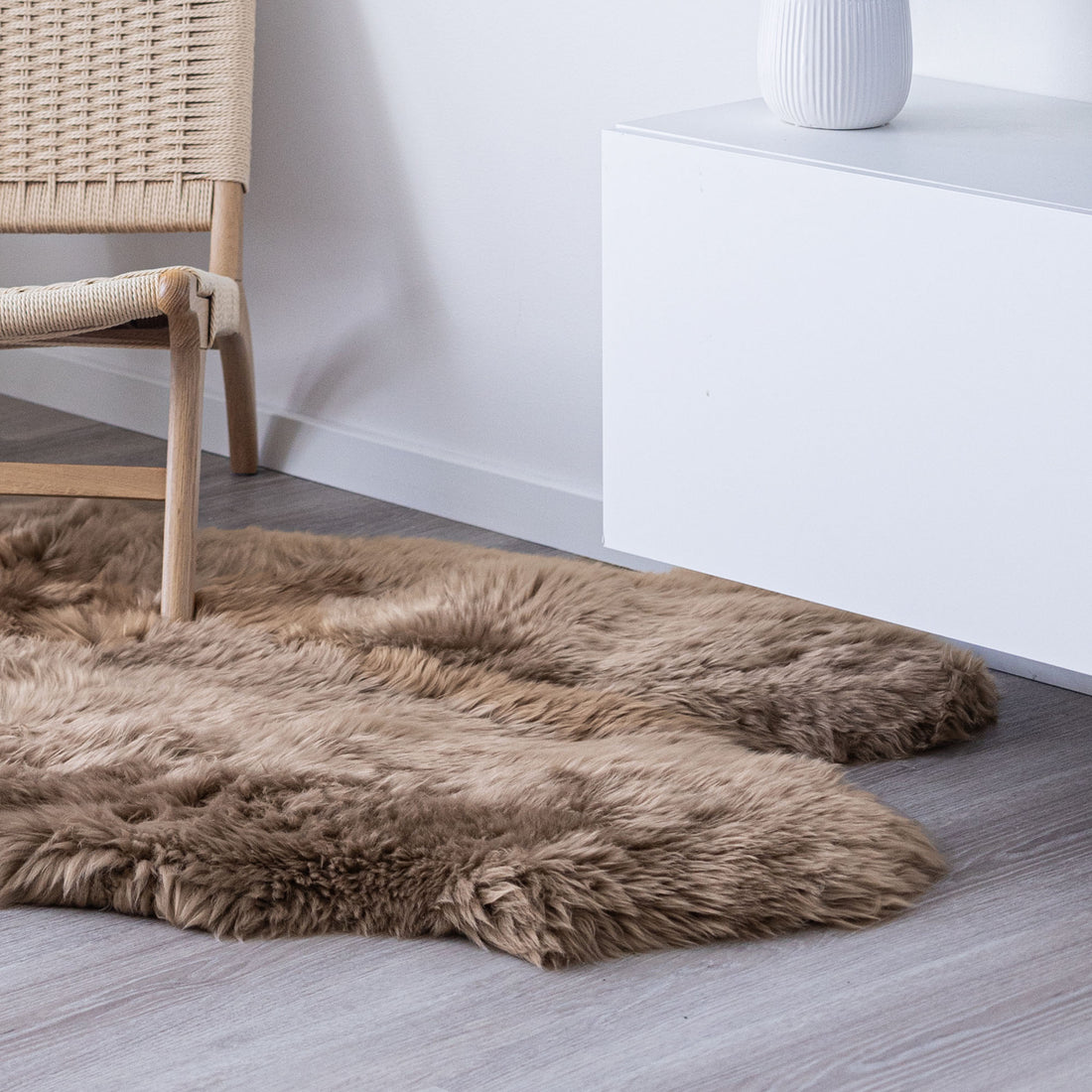 Merino Sheepskin Rug Long Wool 67x43 in - Taupe