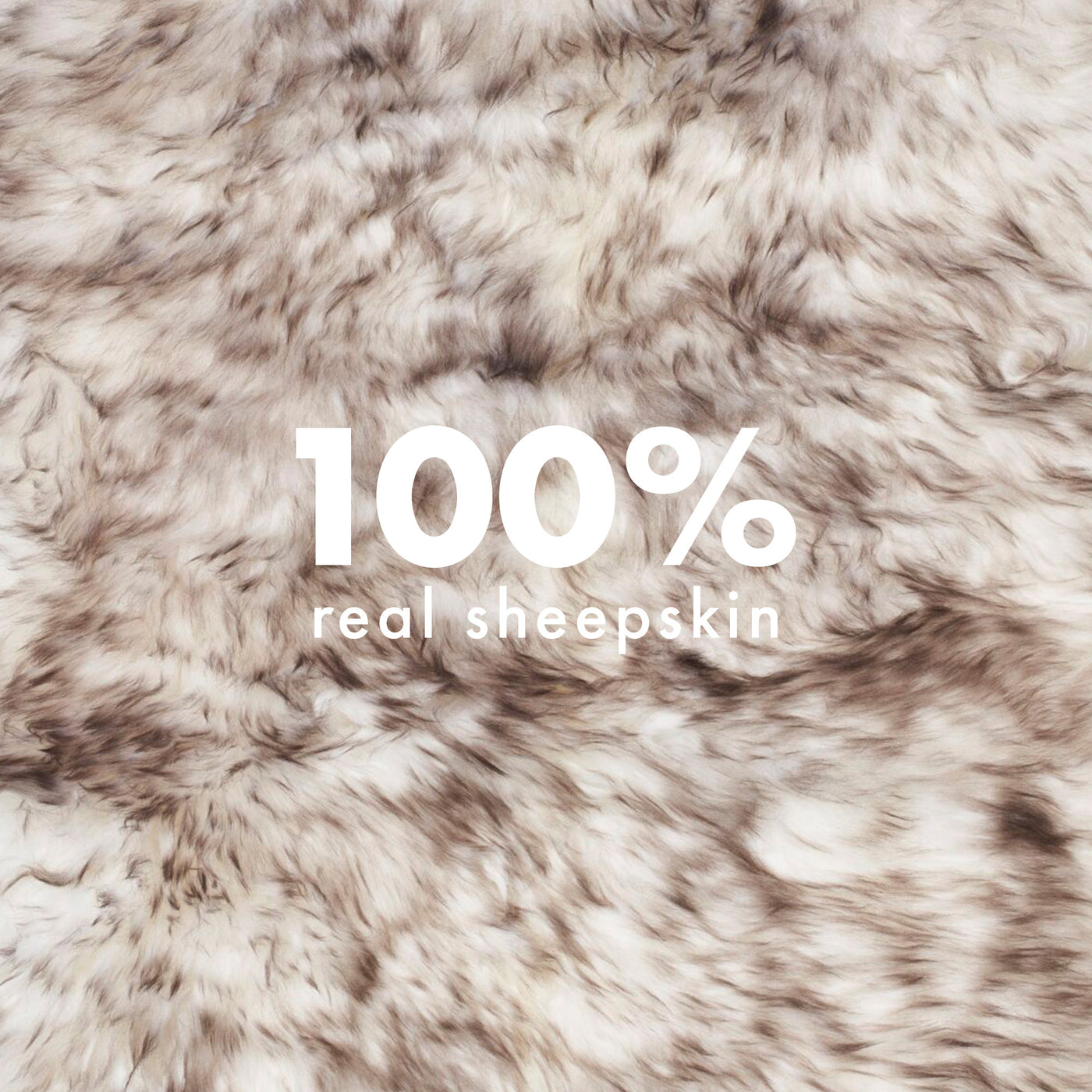 Close-up of 100% real longwool sheepskin - Wolf Tip