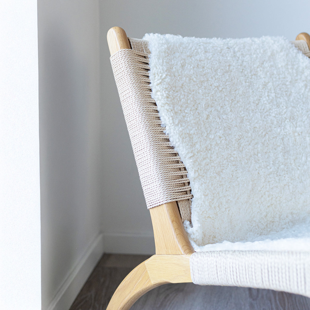 Nordic Curly Sheepskin · Double - Ivory