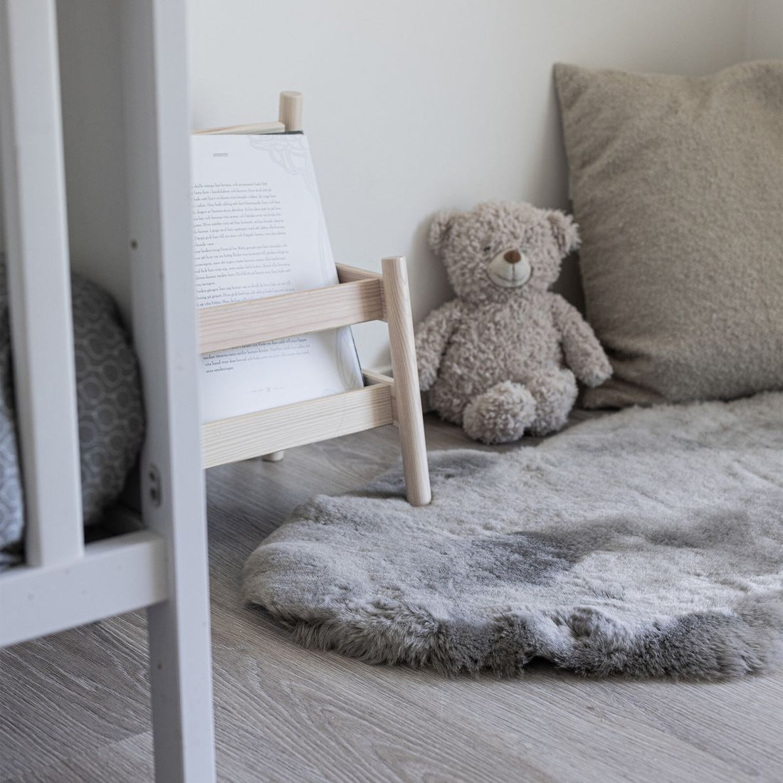 Baby Sheepskin | Short Wool | New Zealand Light Grey