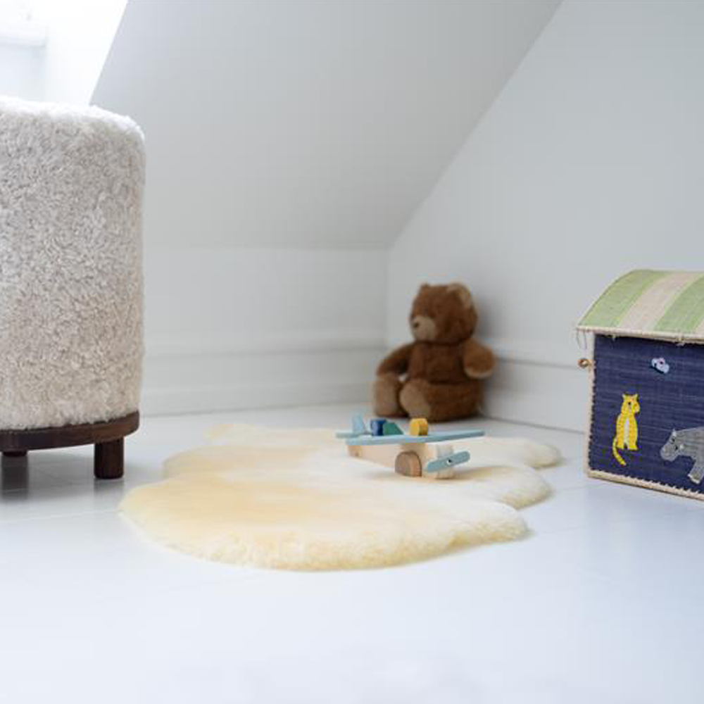 Baby Sheepskin | Short Wool | New Zealand Cream